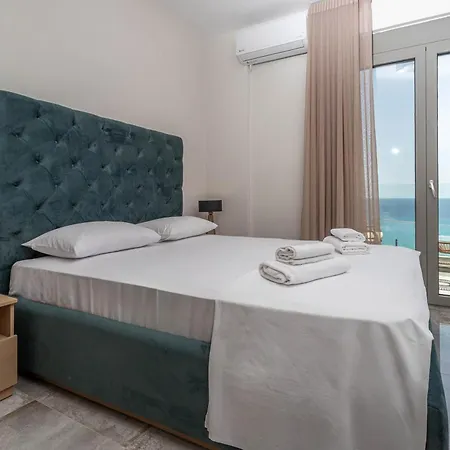 Alexmare Seaview House Mola Kalyva