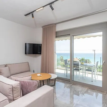 Alexmare Seaview House Mola Kalyva